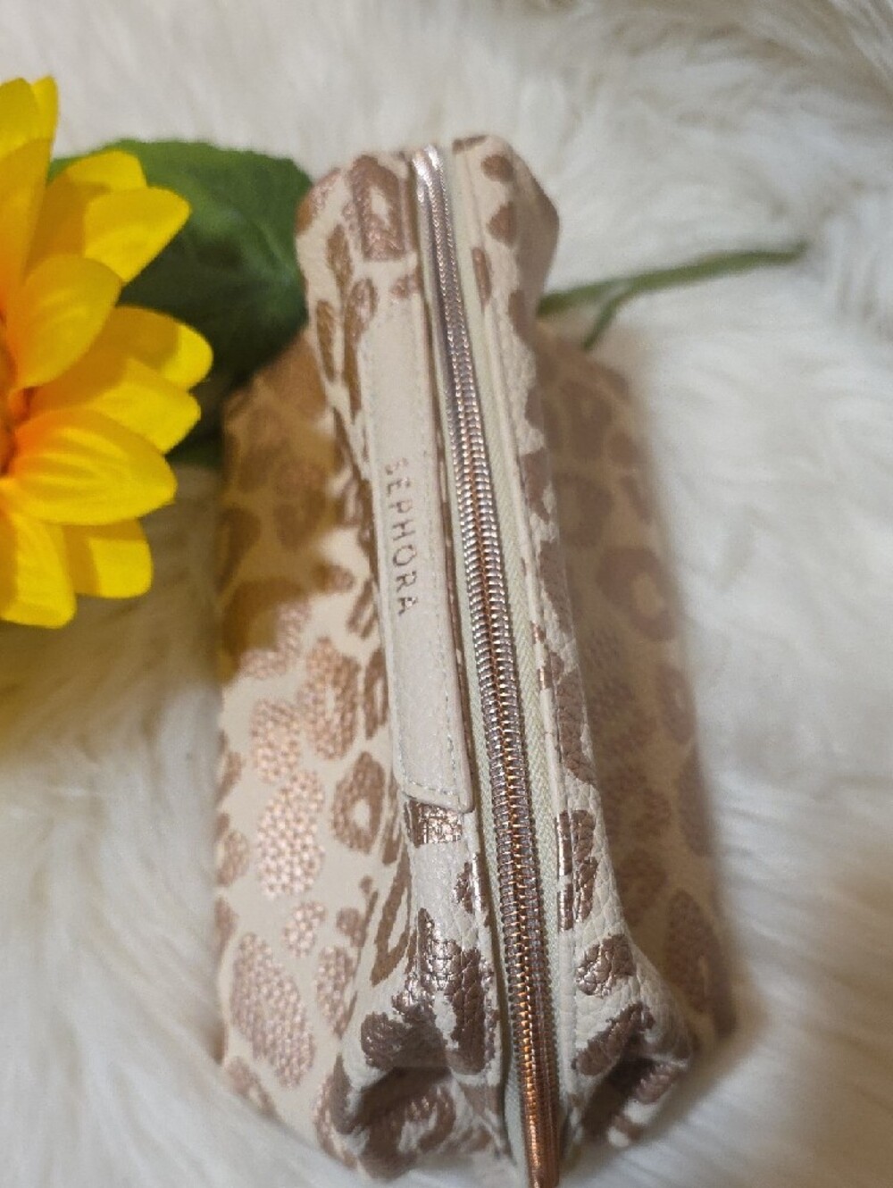 Sephora Rose Gold Leopard Cosmetic Pouch - Picture 3 of 8